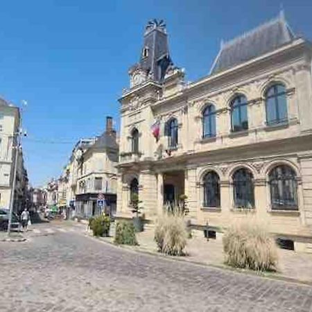 דירות Le Petit Nid A 2 Min Gare / Centre Meulan מראה חיצוני תמונה